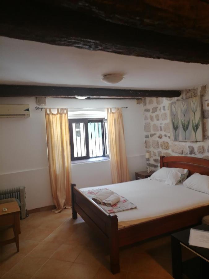 Apartments Monika Old Town Kotor Dış mekan fotoğraf
